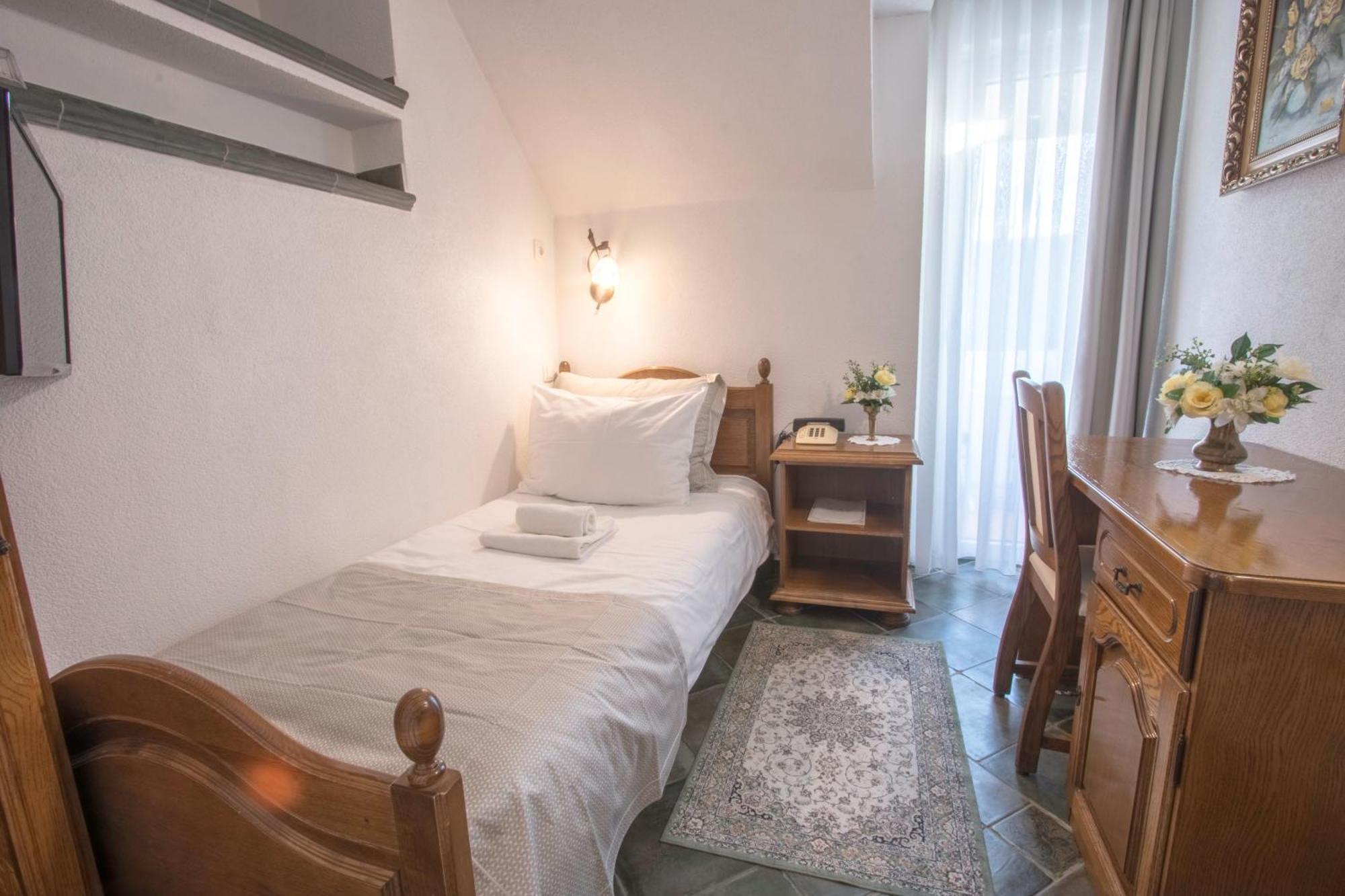 Jagodic Garni Hotel Cerklje na Gorenjskem Chambre photo