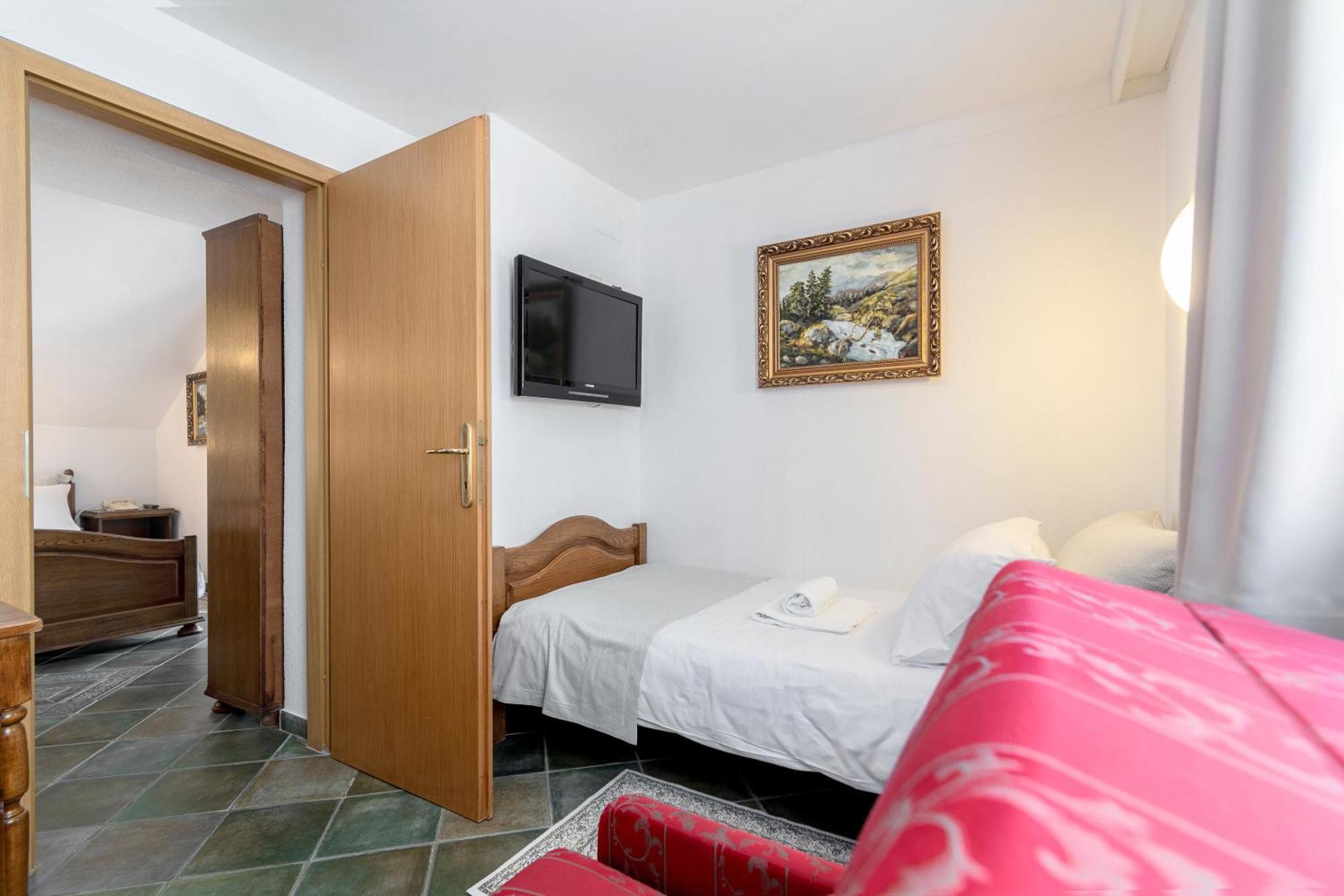 Jagodic Garni Hotel Cerklje na Gorenjskem Chambre photo